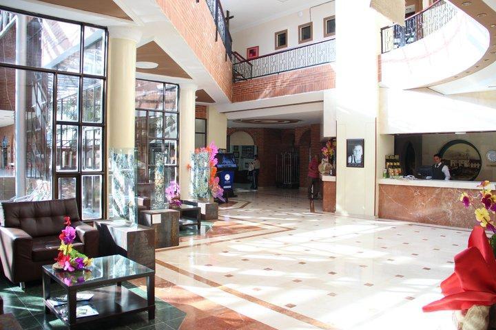 Casa Morales Hotel Internacional Y Centro De Convenciones Ibagué Εξωτερικό φωτογραφία Lobby